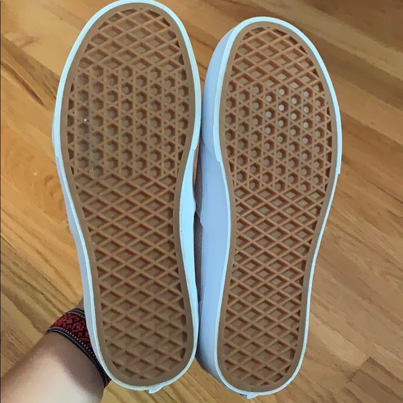 Vans Slip On Sneakers - Picture 3 of 7